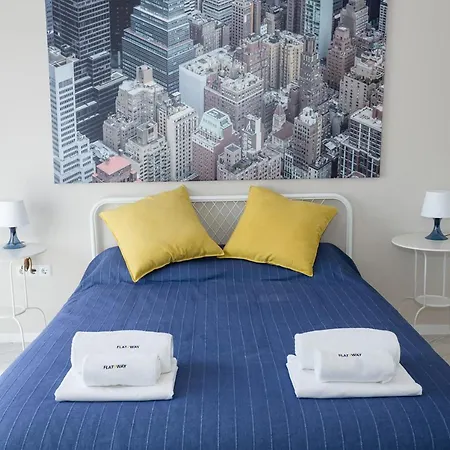 Sunny Blue One-bedroom Flat With Balcony By Flat Mаnager Apartamento