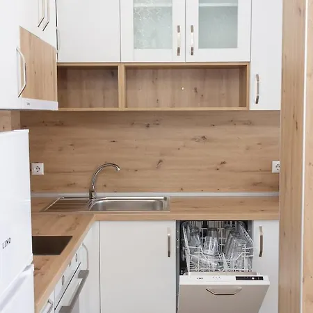 Apartamento Sunny Blue One-bedroom Flat With Balcony By Flat Mаnager Varna