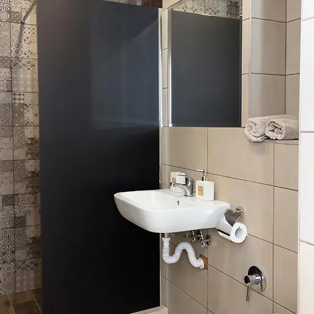 Sunny Blue One-bedroom Flat With Balcony By Flat Mаnager