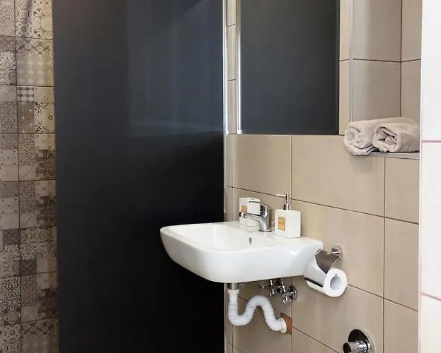 Sunny Blue One-bedroom Flat With Balcony By Flat Mаnager