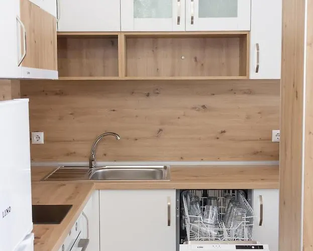 アパート Sunny Blue One-bedroom Flat With Balcony By Flat Mаnager ヴァルナ