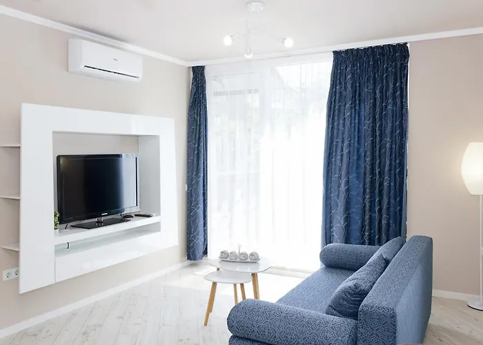 アパート Sunny Blue One-bedroom Flat With Balcony By Flat Mаnager *