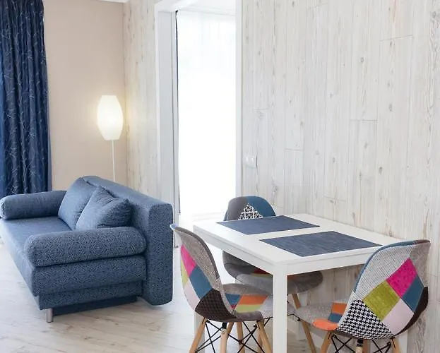 Sunny Blue One-bedroom Flat With Balcony By Flat Mаnager アパート ヴァルナ